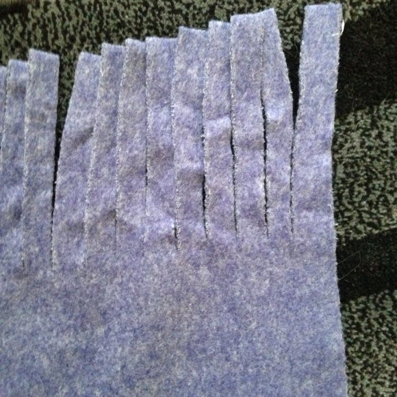 *NWOT* Purple Cozy Polar Fleece Poncho Blanket - Picture 9 of 9